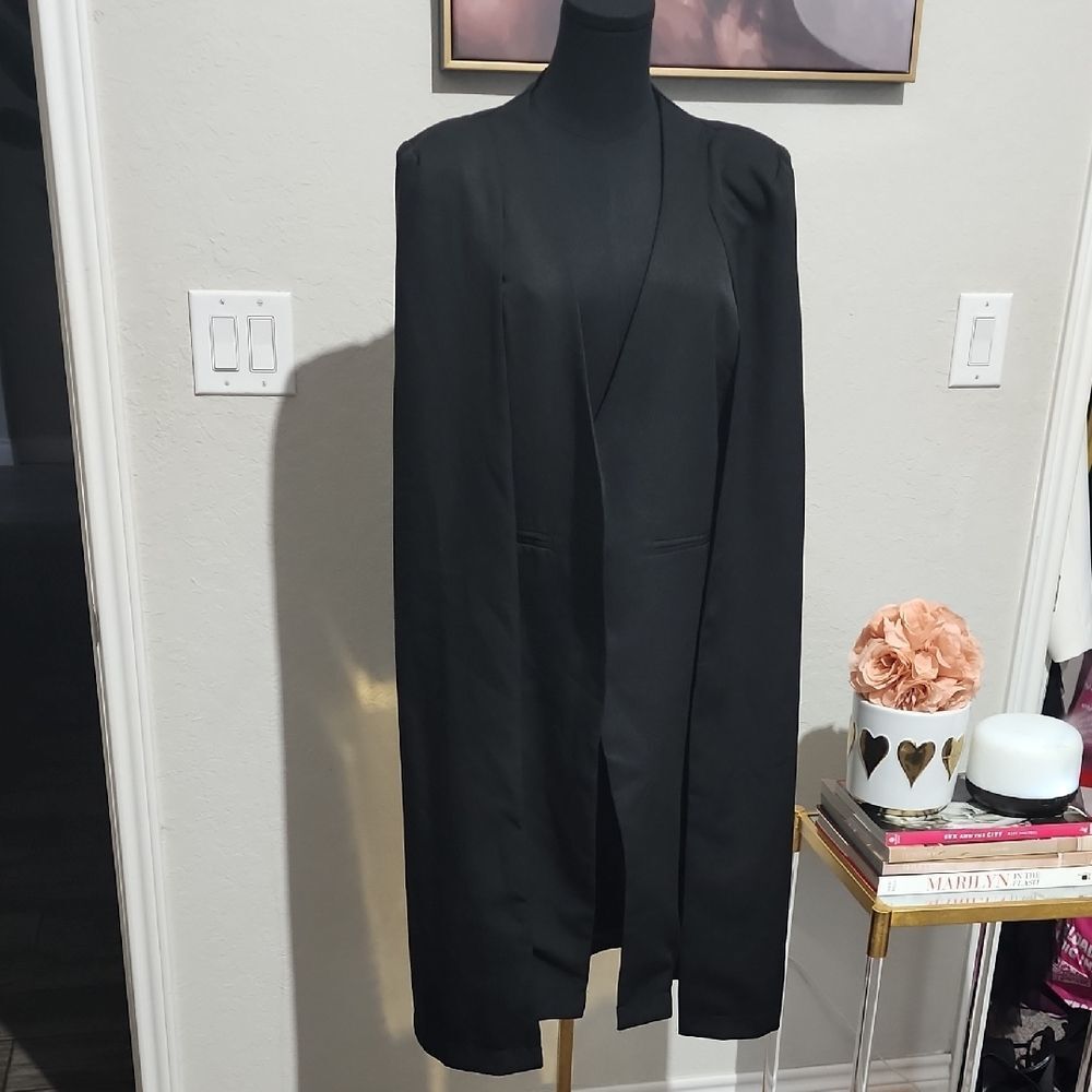 Source Unknown Elegant Black Cape Jacket
